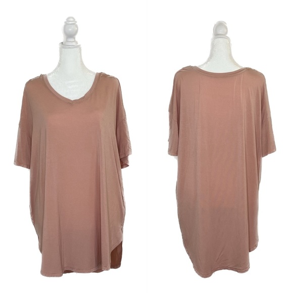 Time and Tru Tops - Time and Tru Women’s V-Neck Tunic T-Shirt